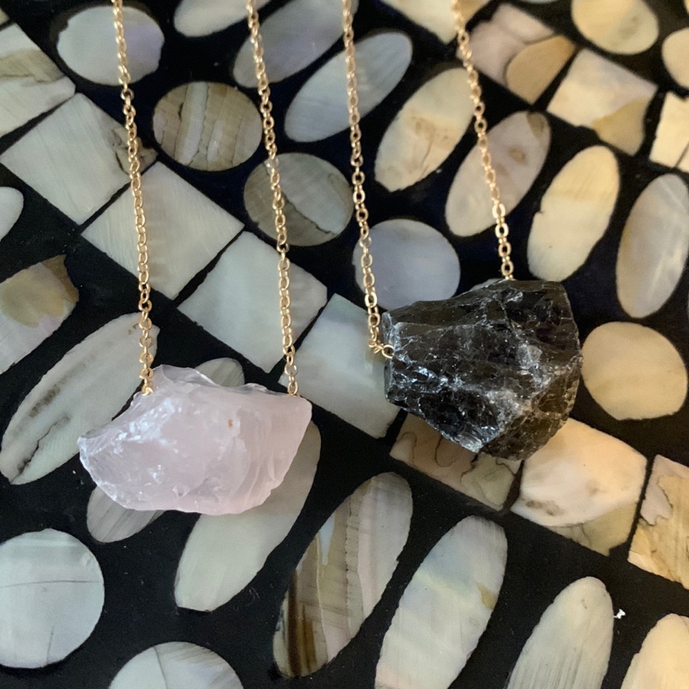 Raw stone necklaces 2x1
